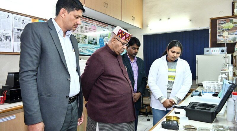 उत्तराखंड जैव प्रौद्योगिकी परिषद हल्दी पंतनगर के कार्यालय पहुंचे कृषि मंत्री जोशी, अफसरों के साथ की बैठक, बोले- शोध संस्थानों में बेसिक रिसर्च का होना बहुत जरूरी 