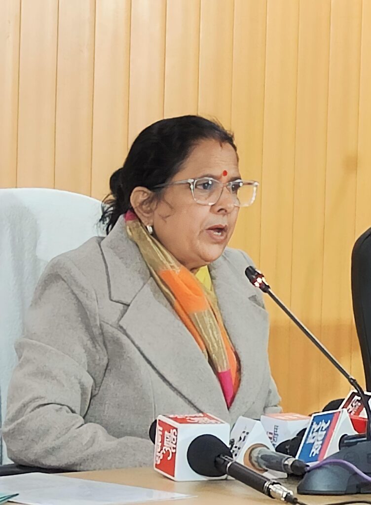 नाबालिग से दुष्कर्म व गर्भपात के मामले में महिला आयोग हुआ सख्त  : अध्यक्ष कुसुम कण्डवाल ने लिया मामले  में संज्ञान, एसपी देहात देहरादून को आरोपी के खिलाफ कड़ी कार्यवाही के लिए कहा 