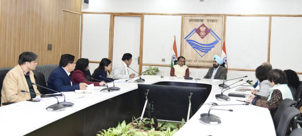 स्वास्थ्य मंत्री डॉ धन सिंह रावत ने कहा,  विशेषज्ञ चिकित्सकों की 65 साल में होगी सेवानिवृत्ति, कैबिनेट में शीघ्र लाया जायेगा प्रस्ताव, पृथक कैडर भी बनेगा,प्रदेश में स्पेशलिस्ट डॉक्टर्स की कमी को पूरा करने में मिलेगी मदद