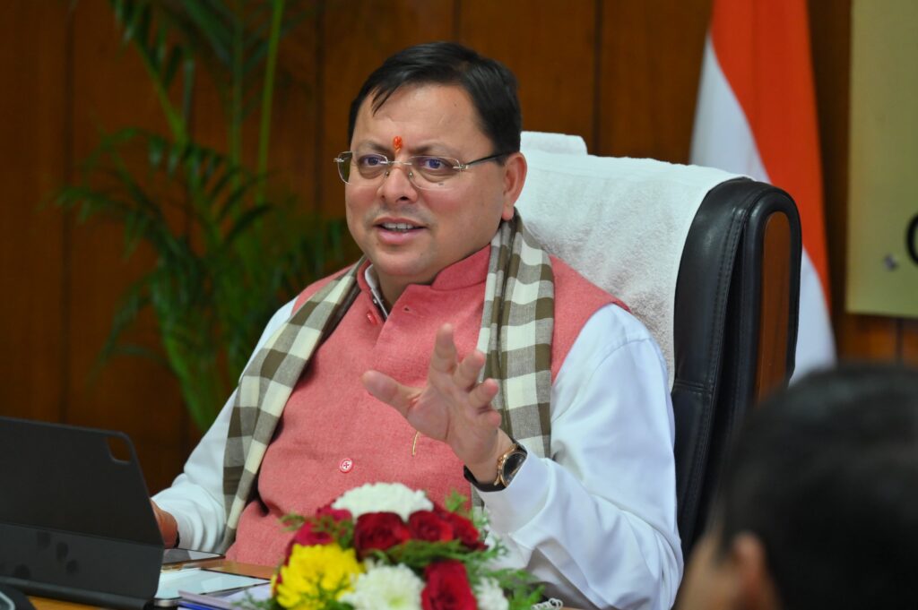 धामी कैबिनेट की मीटिंग में लिए गए कई फैसले, अब क्षेत्रीय भाषा में फिल्म निर्माण करने वाले को  2 मिलेंगे करोड़ ,समान नागरिक संहिता पर नहीं हो पाई कोई चर्चा , 6 फरवरी को होने वाली मंत्रिमंडल की बैठक  में आएगा यूसीसी  ड्राफ़्ट 
