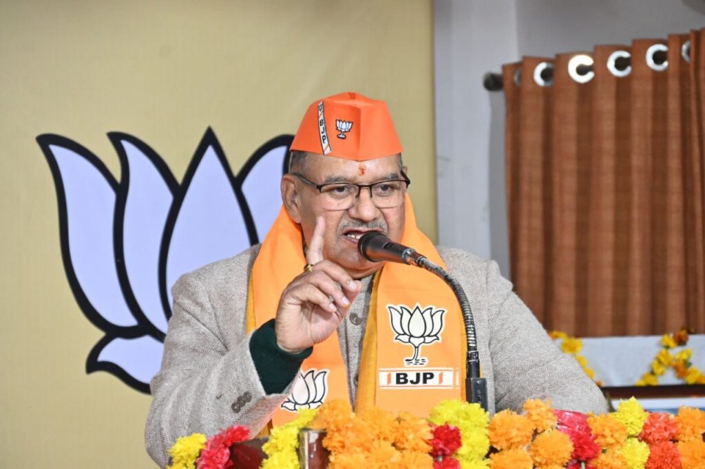 हरिद्वार में शक्ति वंदन महिला स्वयं सहायता समूह एवं एनजीओ अभियान कार्यक्रम में शामिल हुए कैबिनेट मंत्री जोशी, वर्ष 2025 तक 1.25 लाख महिलाओं को लखपति दीदी के रूप में तैयार किये जाने का लक्ष्य रखा, वर्तमान में हैं 64877 लखपति दीदी