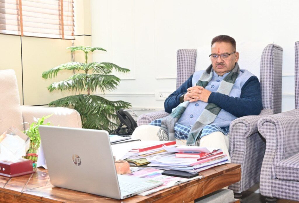 उत्तराखंड के कैबिनेट मंत्री जोशी ने सुना और देखा प्रधानमंत्री  मोदी की “परीक्षा पे चर्चा” कार्यक्रम का 07वां संस्करण , कहा – पीएम  बच्चों को बोर्ड परीक्षा के दौरान तनाव से मुक्त रहने के खास टिप्स दिए