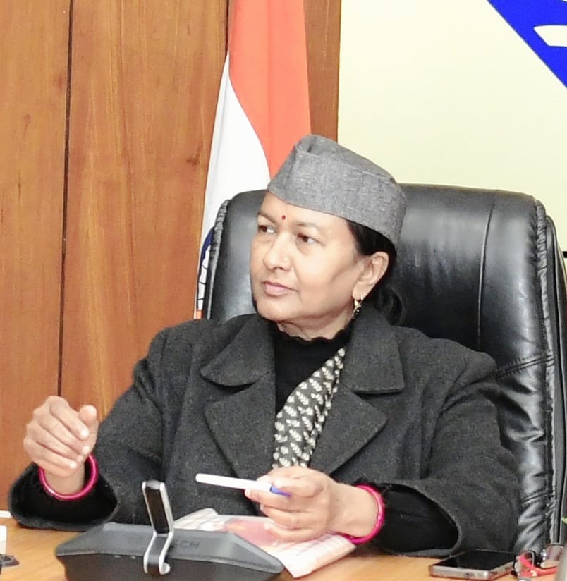 सीएस राधा रतूड़ी ने  व्यय वित्त समिति की बैठक में कहा , हेल्थ इंफ्रास्ट्रक्चर में नए निर्माणों से भी अधिक वर्तमान अस्पतालों, स्वास्थ्य सुविधाओं व सेवाओं को मजबूत करने  और सुधारने की जरूरत