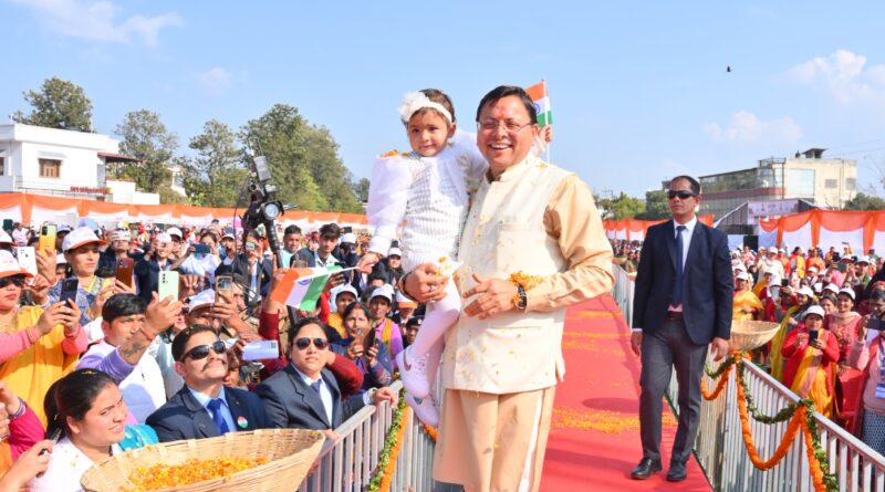 मुख्यमंत्री पुष्कर धामी ने देहरादून में आयोजित  ’नारी शक्ति महोत्सव’ में  की शिरकत, जनपद को दी एक हजार करोड़ की सौगातें, 600 योजनाओं का किया लोकार्पण एवं शिलान्यास