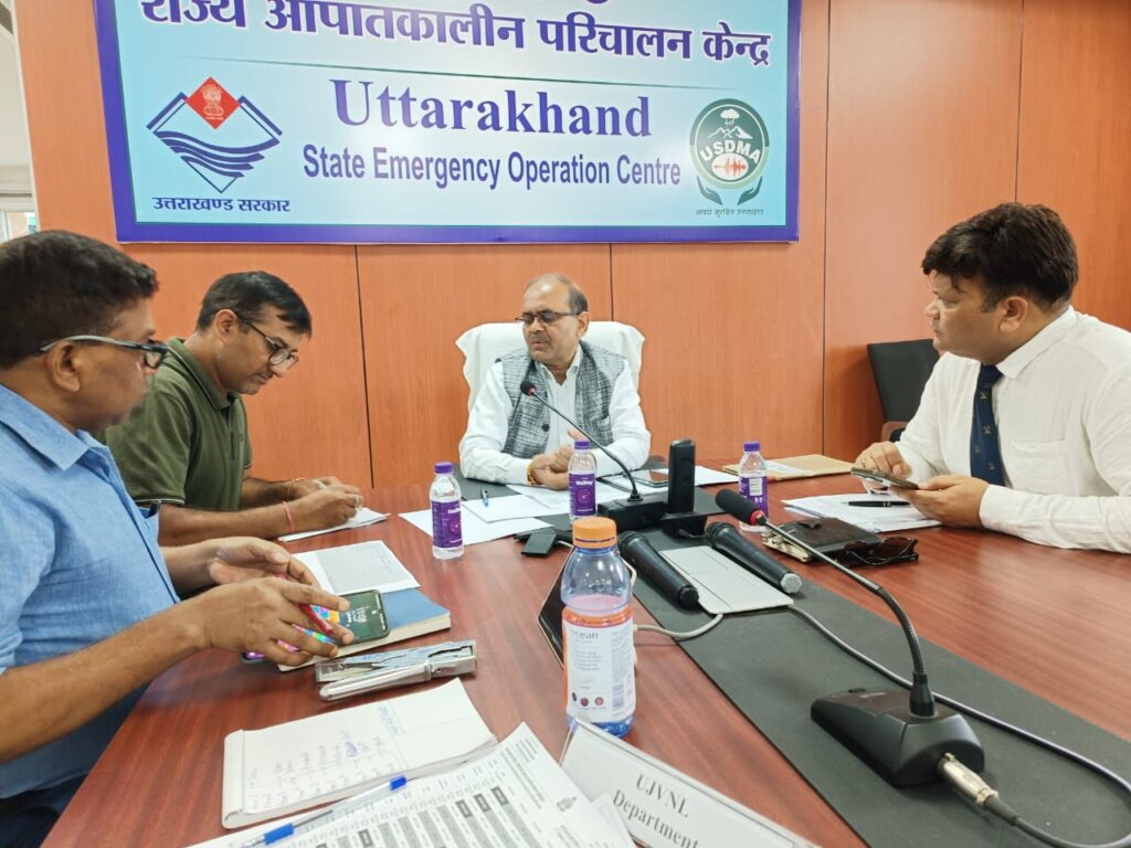 केदारनाथ यात्रा मार्ग पर फंसे लोगों का बचाव एवं राहत का कार्य लगातार जारी, अब तक 10000 से ज्यादा यात्रियों को सकुशल निकाला 