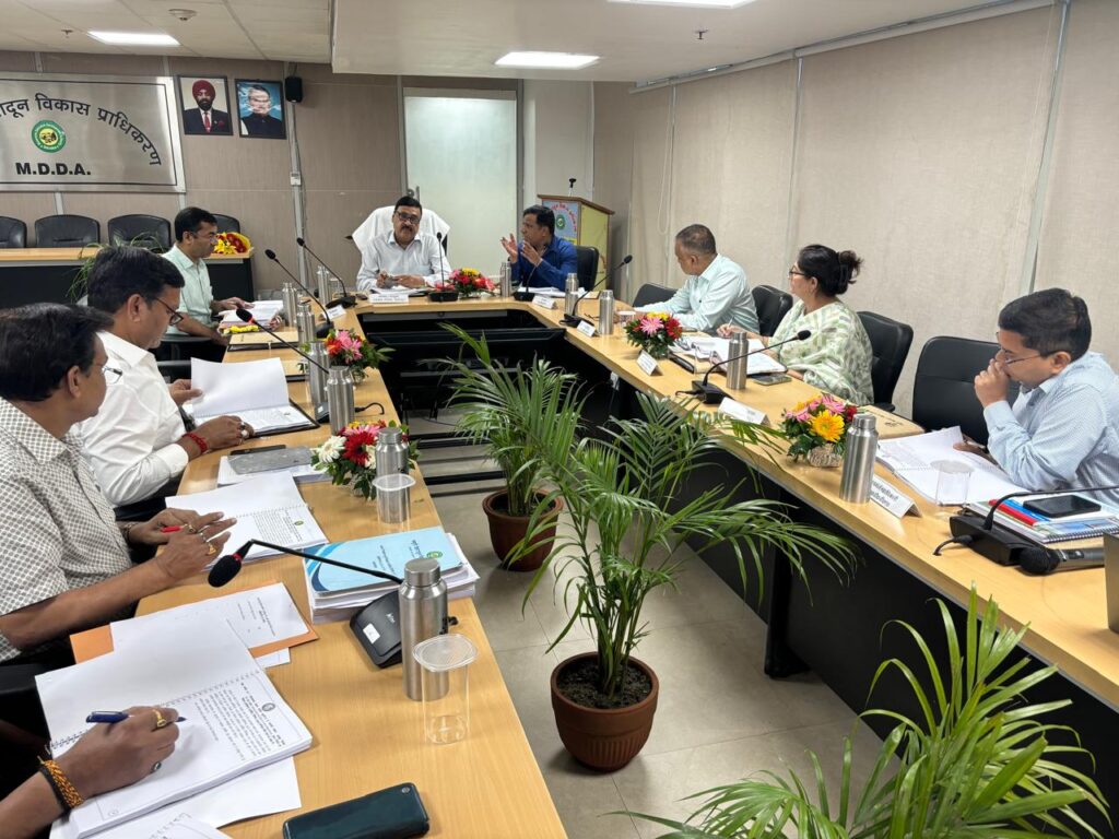 Good News : मसूरी देहरादून विकास प्राधिकरण बनाएगा शेल्टर फण्ड से गरीबों के लिए आशियाने , प्रधानमंत्री आवास योजना के तहत बनाए जाएंगे सस्ते घर, एमडीडीए बोर्ड बैठक में लिया गया फैसला