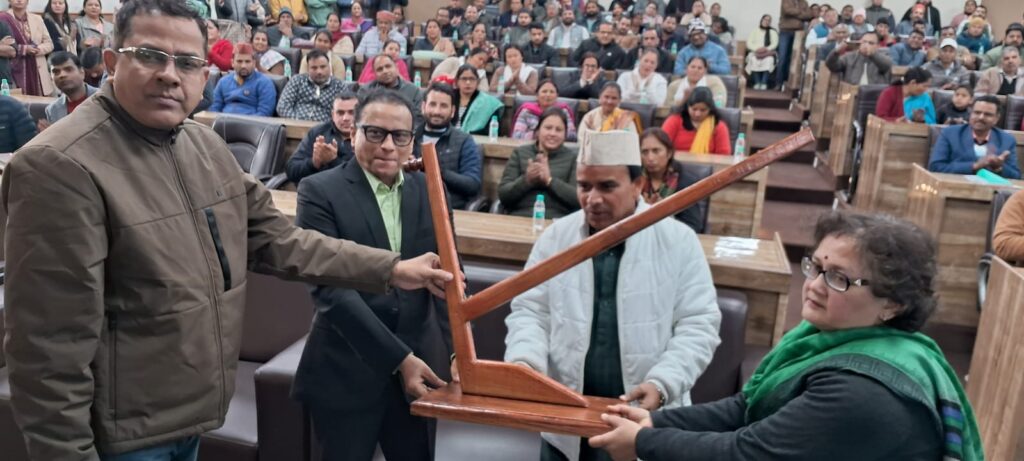 केंद्रीय सहकारिता मंत्री अमित शाह ने किया 10000 बहुउद्देशीय प्राथमिक कृषि ऋण समितियों का उद्घाटन, देहरादून से प्रदेश के कोऑपरेटिव मंत्री डॉ रावत वर्चुअल रहे कार्यक्रम में मौजूद