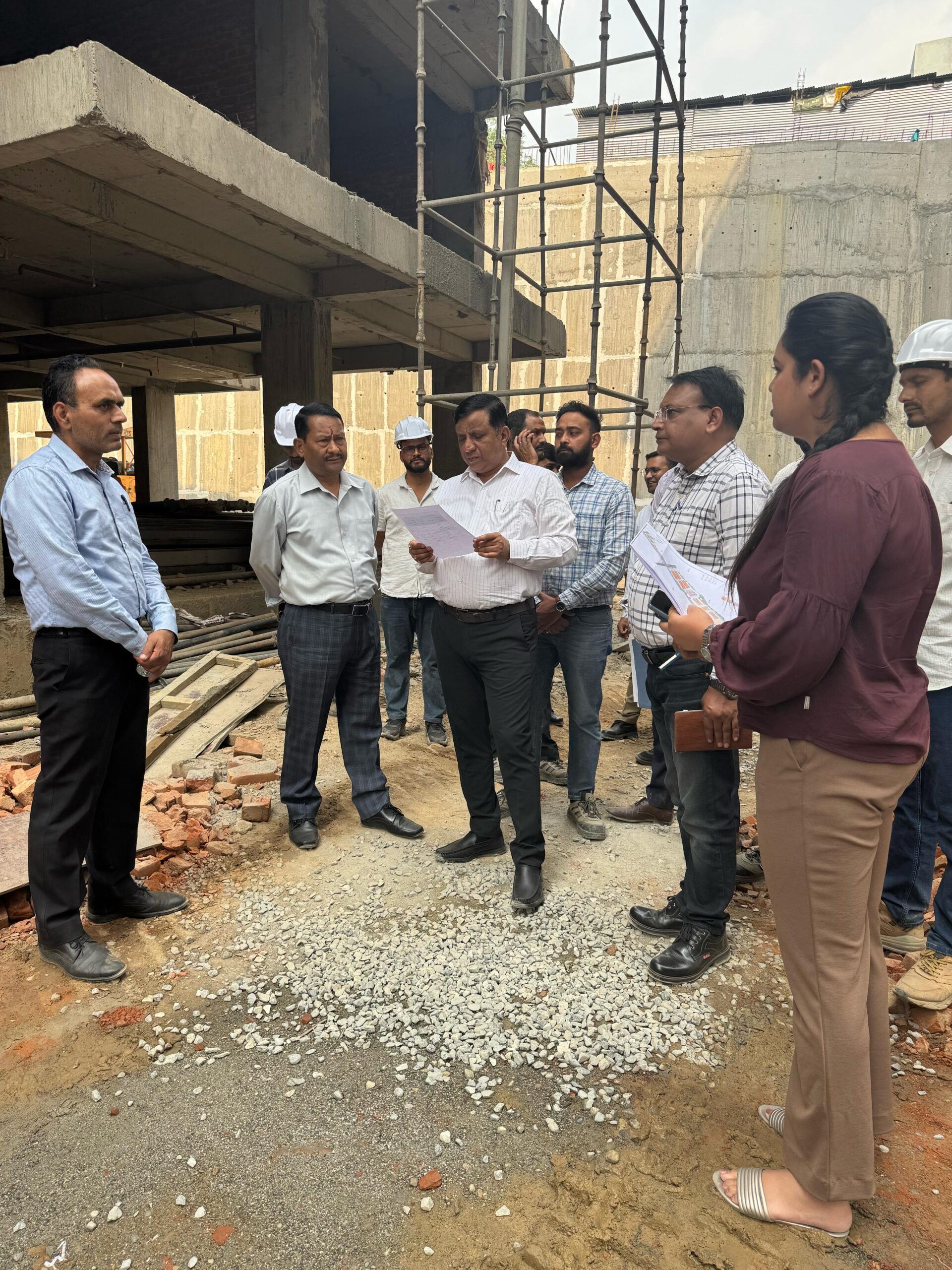 हो जाइए तैयार – अब सिटी पार्क में लीजिए साइक्लिंग का आनंद, पार्क में ट्रैक बनकर हुआ तैयार, एमडीडीए उपाध्यक्ष तिवारी ने सिटी पार्क सहित प्राधिकरण की विभिन्न योजनाओं की स्थिति का लिया जायजा