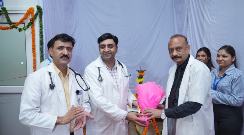 श्री महंत इन्दिरेश अस्पताल में  माॅर्डन क्लीनिकल ट्रायल एण्ड रिसर्च सेंटर का आगाज,डायरेक्टर डाॅ तनुज भाटिया की देखरेख में होगा शोध एवम् अनुसंधान का कार्य