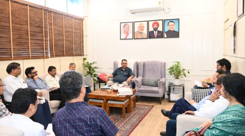 कृषि मंत्री जोशी ने विकसित कृषि संकल्प अभियान और कृषि महोत्सव की तैयारियों को परखा , अफसरों को दिए जरूरी निर्देश