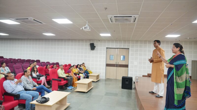 शानदार पहल- एसजीआरआरयू में Teachers Welfare के लिए और चिंता को  कम करने विषय पर Interactive Satra आयोजित, कई व्यावहारिक रणनीतियाँ और उपयोगी सुझाव किए साझा