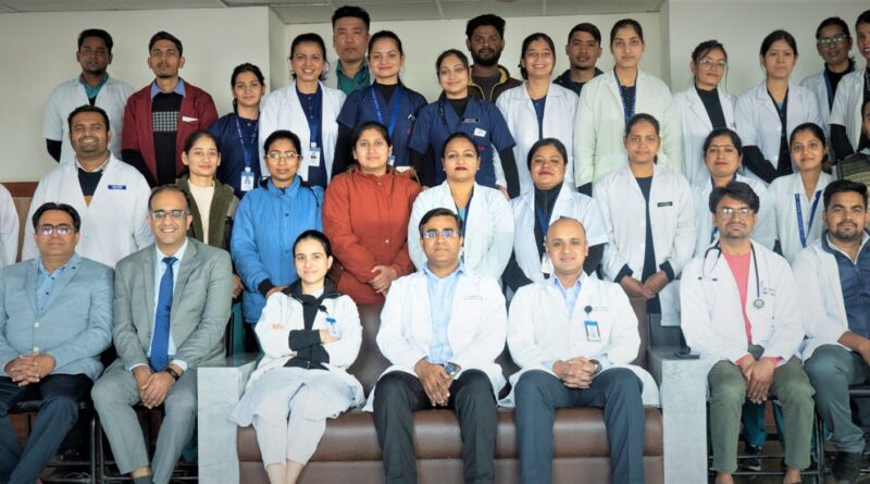 जनहित भरा काम- पौड़ी जिले के 130 कम्युनिटी हेल्थ ऑफिसर्स के लिए कैंसर सर्वाइवरशिप ट्रेनिंग प्रोग्राम का सफल समापन,श्री महंत इन्दिरेश अस्पताल, देहरादून के सहयोग से आयोजित हुआ कार्यक्रम