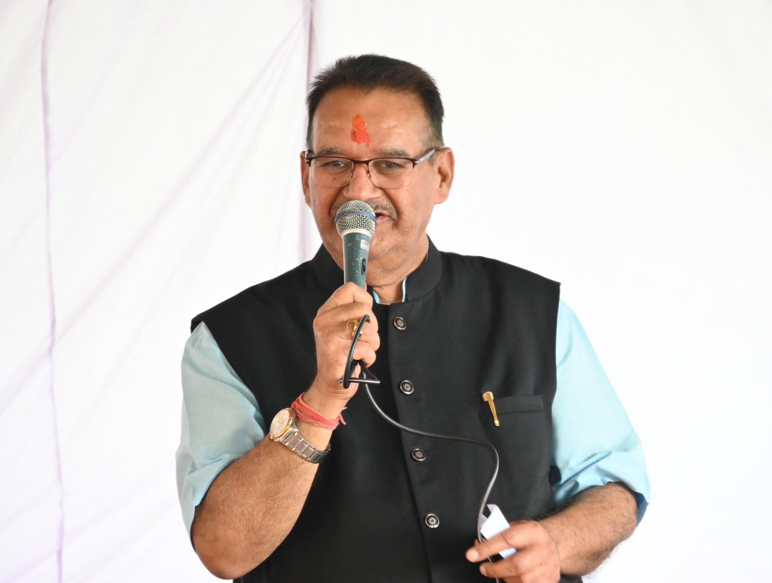 किसानों को आत्मनिर्भर और सम्मानजनक जीवन देने की दिशा में पीएम मोदी ने कर रहे अभूतपूर्व कार्य: कृषि मंत्री जोशी