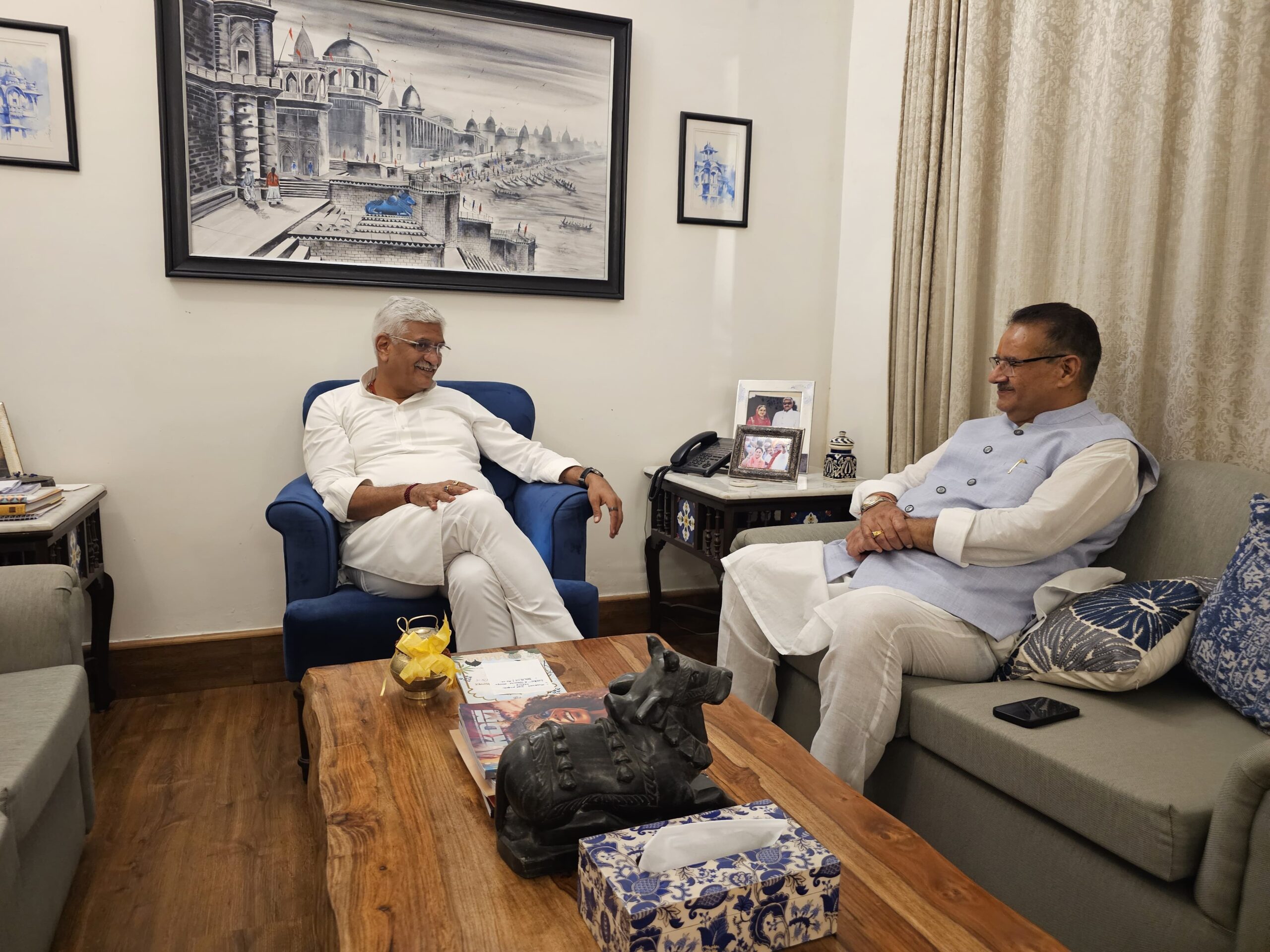 कृषि मंत्री जोशी ने की केंद्रीय पर्यटन एवं संस्कृति मंत्री गजेंद्र  शेखावत से  मुलाकात , उत्तराखंड में पर्यटन सुविधाओं को बेहतर बनाने और नए पर्यटन स्थलों को विकसित करने के लिए केंद्र सरकार से मांगा सहयोग