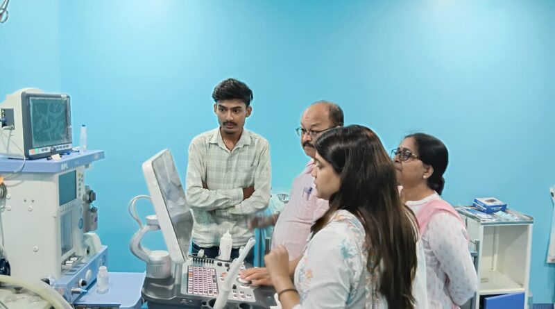 देहरादून में अल्ट्रासाउंड केंद्रों पर छापा , रेडियोलॉजिस्ट ना होने के कारण स्वास्थ्य बियोंड हेल्थकेयर सेंटर की Ultrasound Machine सील
