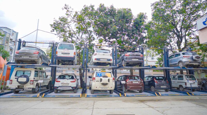 मुख्यमंत्री के आधुनिक व सुविधायुक्त उत्तराखण्ड के विजन को मूर्तरूप दे रहे डीएम बंसल –  कोरोनेशन ओटोमेटेड पार्किंग तैयार; चिकित्सालय को हैंडओवर