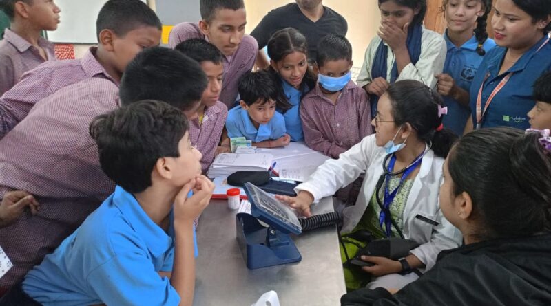 श्री महंत इन्दिरेश अस्पताल की मेडिकल टीम ने की श्री श्रद्धानन्द बाल वनीता आश्रम के बच्चों की स्वास्थ्य जांच