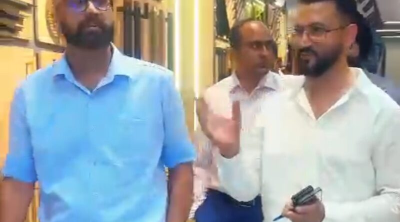 हुरला परिवार के नए प्रतिष्ठान Hurla Hardware का भव्य उद्घाटन , एशियन पेंट्स के GM  आकाश गुप्ता ने बढ़ाई समारोह की शोभा