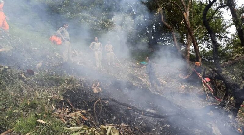 Uttarakhand :  केदारनाथ से श्रद्धालुओं को लेकर लौट रहा हेलीकॉप्टर हुआ हादसे का शिकार, पायलट सहित 7 लोगों की गई जान , मुख्यमंत्री धामी ने जताया गहरा दुख
