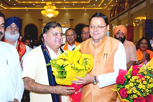 सीएम पुष्कर धामी बोले -सहज व सरल  स्वभाव वाले महेंद्र भट्ट प्रदेश में कार्यकर्ताओं का मनोबल आसमान तक पहुंचाने में हुए सफल