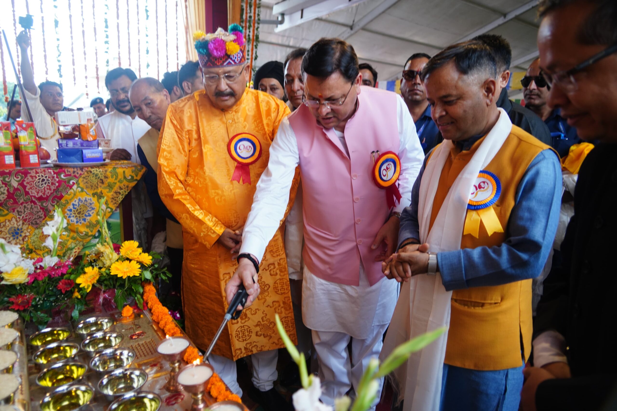 धर्मगुरु दलाई लामा के 90वें जन्मदिवस पर कार्यक्रम- सीएम पुष्कर  धामी ने की शिरकत, बुद्धा टेंपल मार्ग के चौड़ीकरण की घोषणा