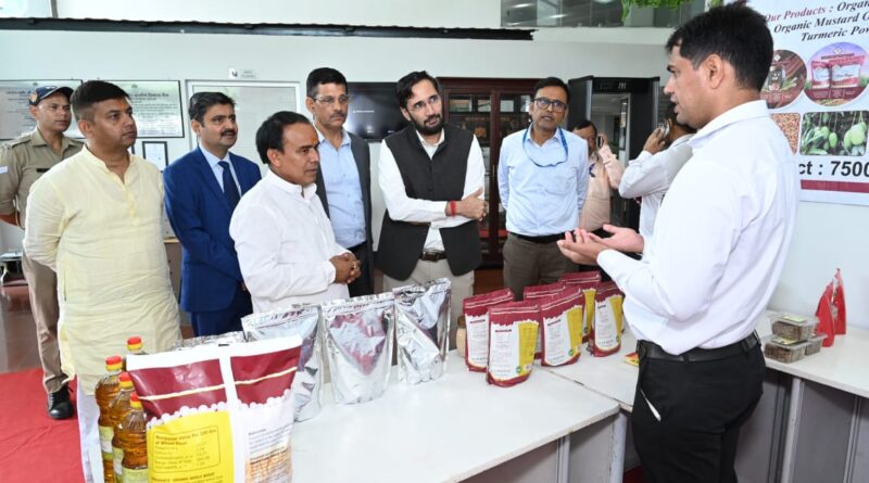 नाबार्ड के 44वें स्थापना दिवस समारोह में शामिल हुए सहकारिता मंत्री डॉ धन सिंह रावत, कहा – नाबार्ड के सहयोग से ग्रामीण अर्थव्यवस्था को करेंगे मजबूत