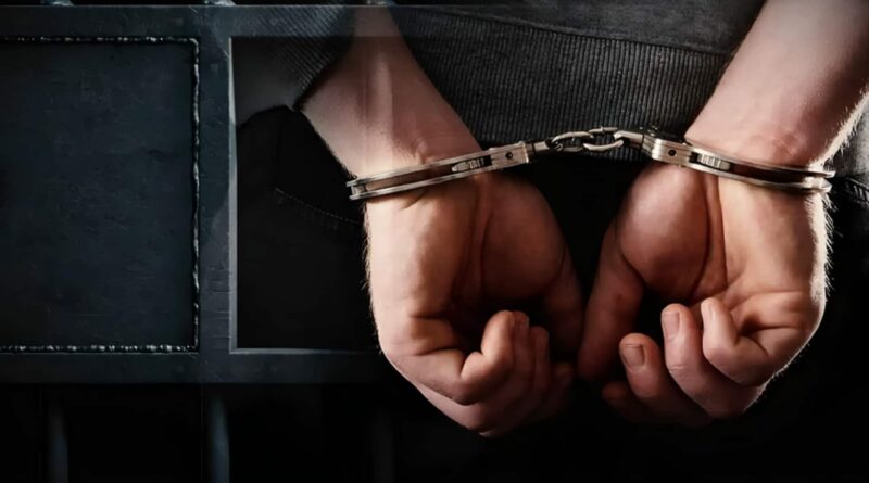 विजिलेंस की बड़ी कार्रवाई – रिश्वतलेते हुए रंगे हाथ पकड़े गए मंडी समिति काशीपुर के प्रभारी सचिव