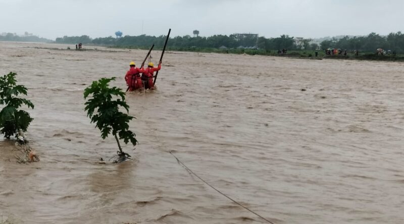 रहें सतर्क और सावधान-  उत्तराखंड के कई जनपदों में 5 अगस्त  को भारी बारिश की चेतावनी, सचिव आपदा प्रबंधन  के सभी तैयारियां पूरी रखने के निर्देश