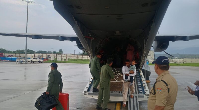 उत्तरकाशी- आपदा प्रभावित धराली  में अब तक 1273 लोग निकाले गए,रेस्क्यू ऑपरेशन लगातार जारी