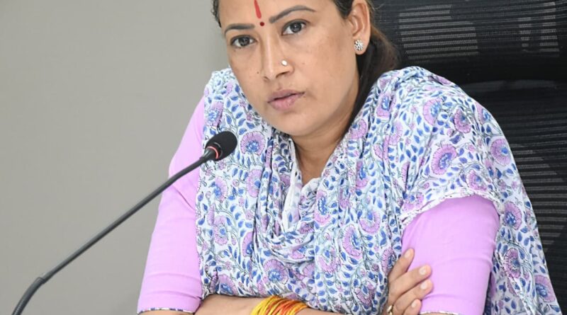 महिला स्वरोजगार योजना के बजट का हो शत प्रतिशत इस्तेमाल : रेखा आर्या