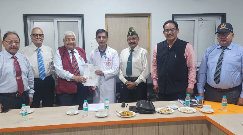 श्री महंत इन्दिरेश अस्पताल व पूर्व सीएपीएफ सैन्ट्रल आर्म्ड पुलिस र्फोसिस ने किए एमओयू पर साईन