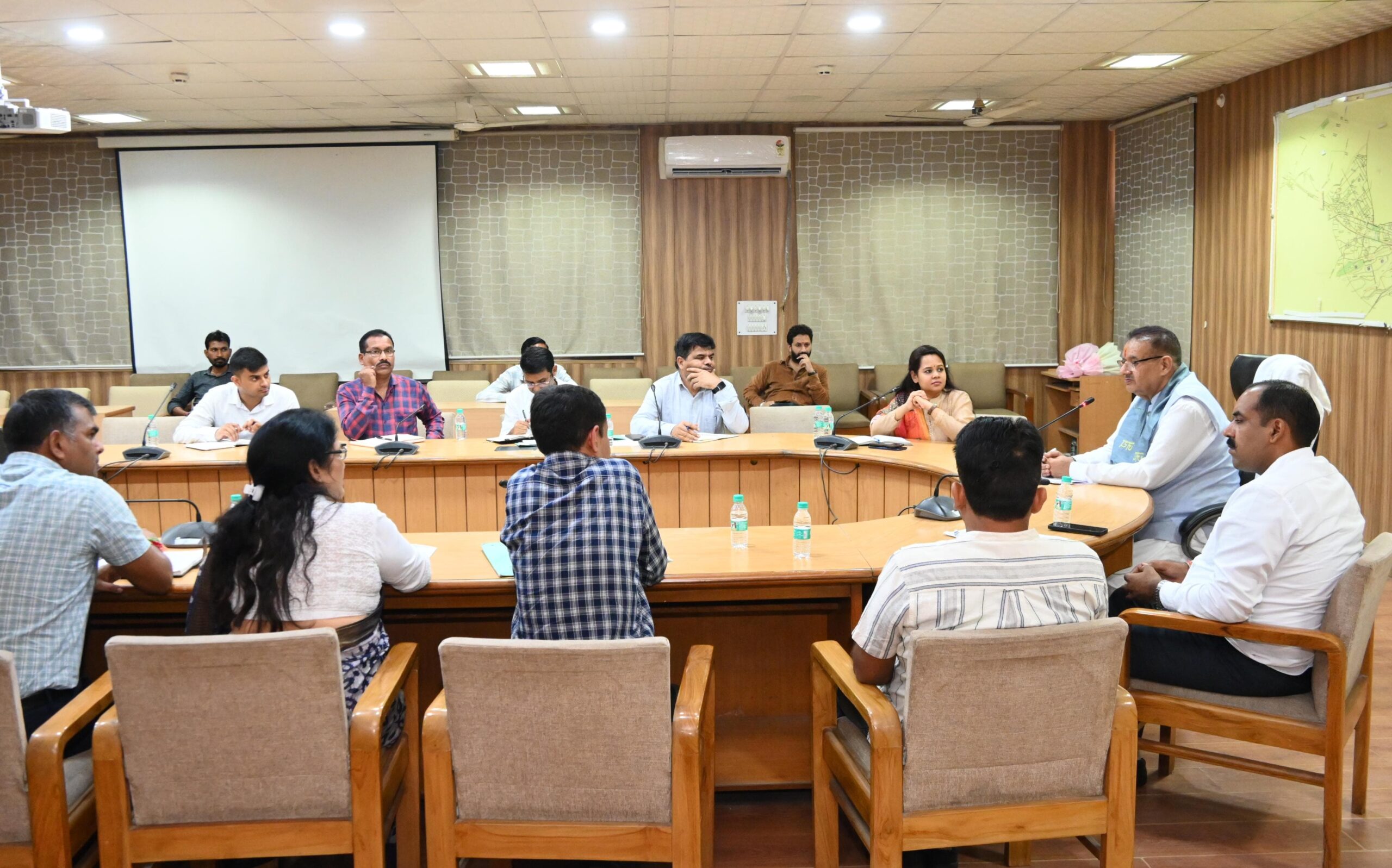 भारी वर्षा एवं अतिवृष्टी के कारण कृषि एवं उद्यान से जुडे़ हुए   किसानों को फसलों के नुकसान का मुआवजा तत्काल उपलब्ध कराया जाए : जोशी 