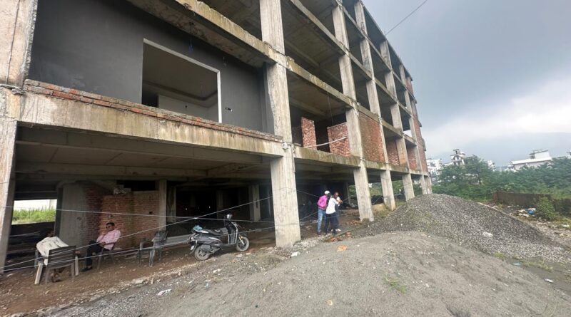 एमडीडीए का एक्शन लगातार जारी-सहस्त्रधारा रोड, एकता विहार और वन विहार में अवैध व्यवसायिक व आवासीय भवनों पर की गई सीलिंग की कार्यवाही