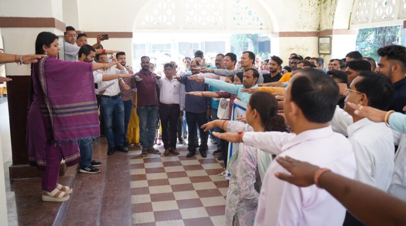 नगर आयुक्त देहरादून नमामि बंसल ने कहा- स्वच्छता को दैनिक जीवन का अभिन्न अंग बनाएं