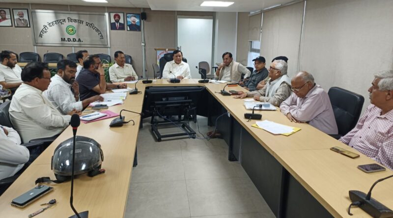 आढ़त बाजार का पुनर्विकास देहरादून शहर की ट्रैफिक व्यवस्था को करेगा सुव्यवस्थित ,3 नवंबर से भू-खंड आवंटन व नकद प्रतिकर कार्य होगा शुरू : वीसी एमडीडीए तिवारी