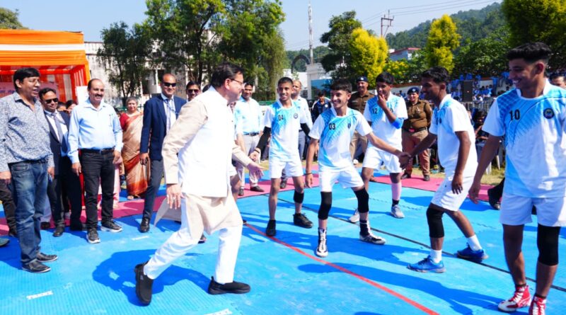 दून में मुख्यमंत्री पुष्कर धामी ने किया सांसद खेल महोत्सव का आगाज