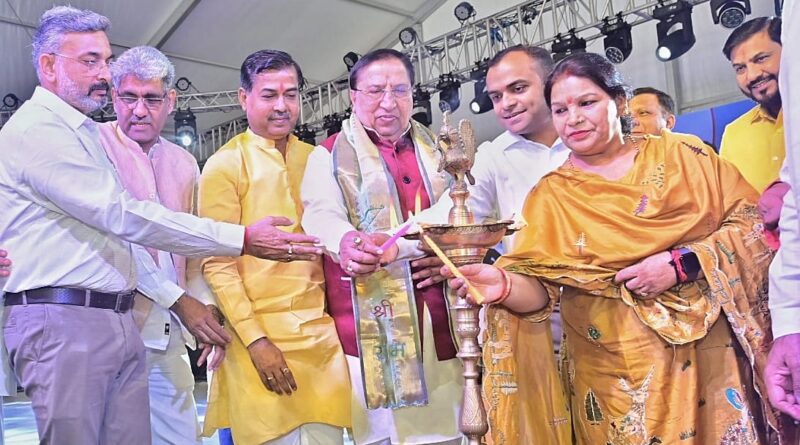 उत्तराखंड रजत जयंती समारोह – हरिद्वार में डिजिटल प्रर्दशनी का आगाज, राज्य आन्दोलनकारियों को किया गया सम्मानित, राज्यसभा सांसद डॉ नरेश बंसल ने कहा, राज्य ने 25 वर्षों मे कई मुकाम किये हासिल