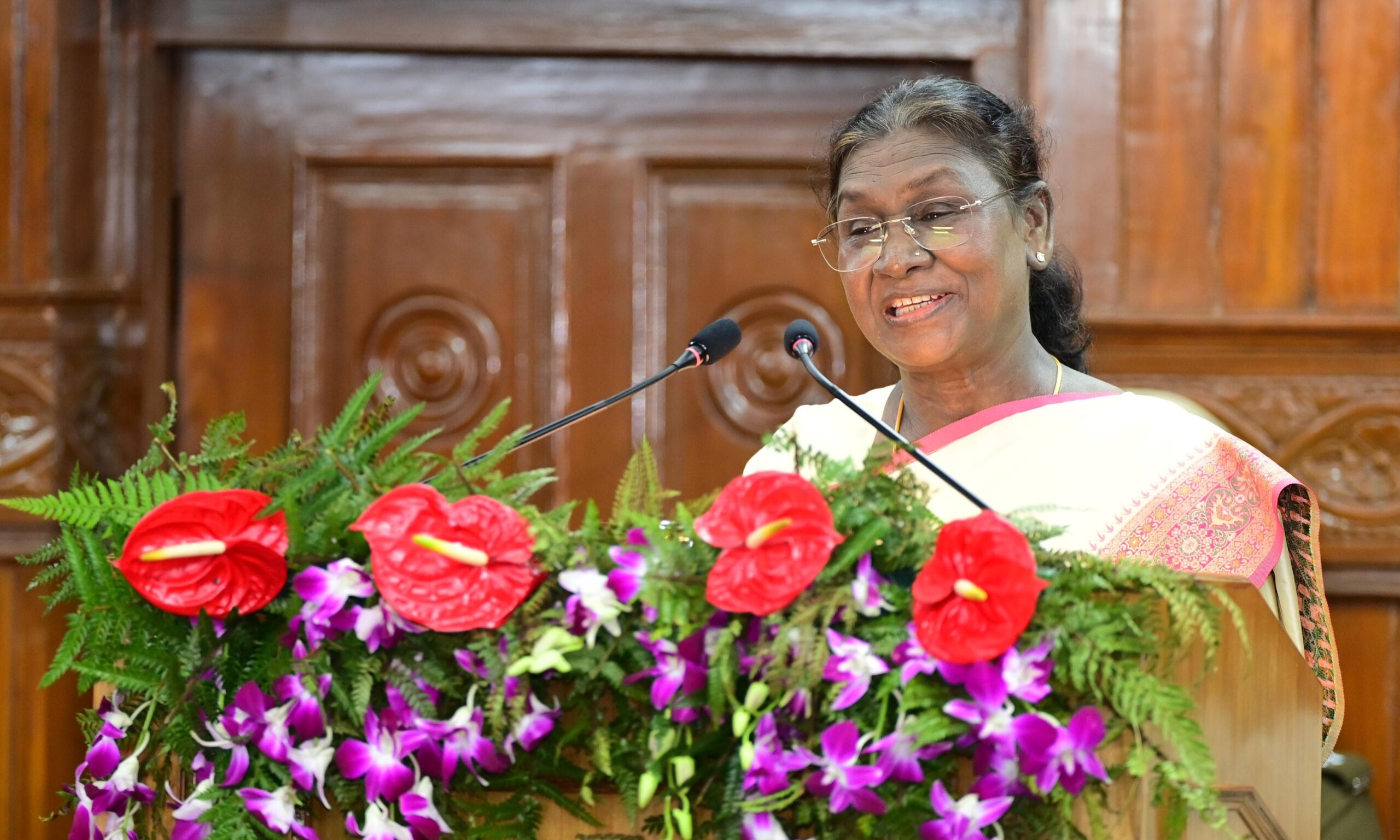 उत्तराखंड विधानसभा का विशेष सत्र- राष्ट्रपति द्रौपदी मुर्मु के अभिभाषण में महिला उत्थान  के कार्यों को मिली और मजबूती, स्वर्गीय गौरा देवी से लेकर वंदना कटारिया तक के नामों का किया उल्लेख