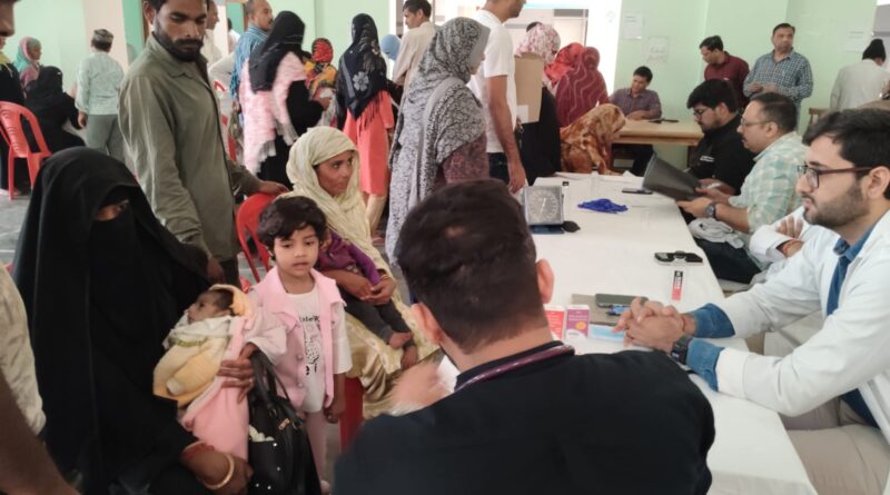 श्री महंत इन्दिरेश अस्पताल ने हज हाउस पिरान कलियर में लगाया शिविर, 1581 मरीजों ने उठाया कैंप का लाभ