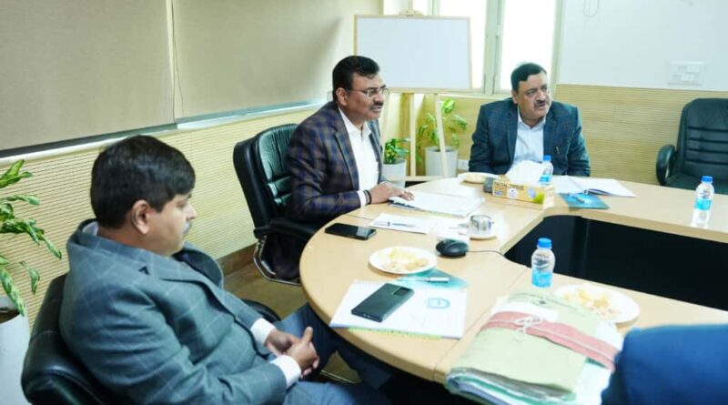 मुख्य सचिव  आनन्द बर्द्धन ने की   सिडकुल के निदेशक मंडल के  साथ बैठक , कहा- पर्वतीय क्षेत्रों के औद्योगिक विकास के लिए भी उपयुक्त संभावनाओं को तलाशा जाय