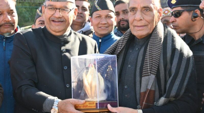 रक्षा मंत्री राजनाथ सिंह के मार्गदर्शन से देश की डिफेंस व्यवस्था व सैनिकों के कल्याण कार्यों में लगातार आई मजबूती : जोशी 