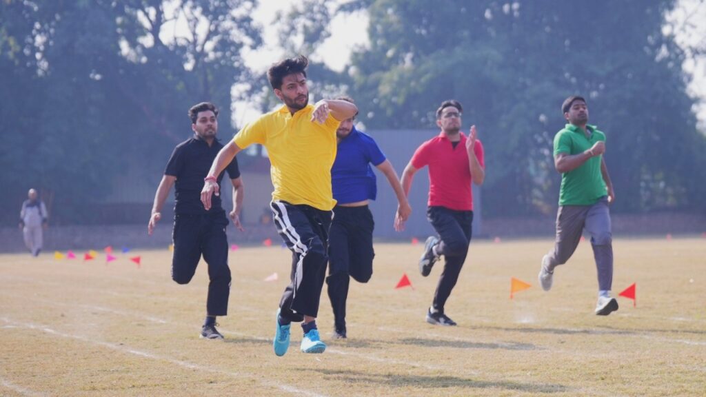 एसजीआरआर मेडिकल काॅलेज एटलिटिका-2025  में प्रद्यूमन ने लगाई सबसे लम्बी छलांग
