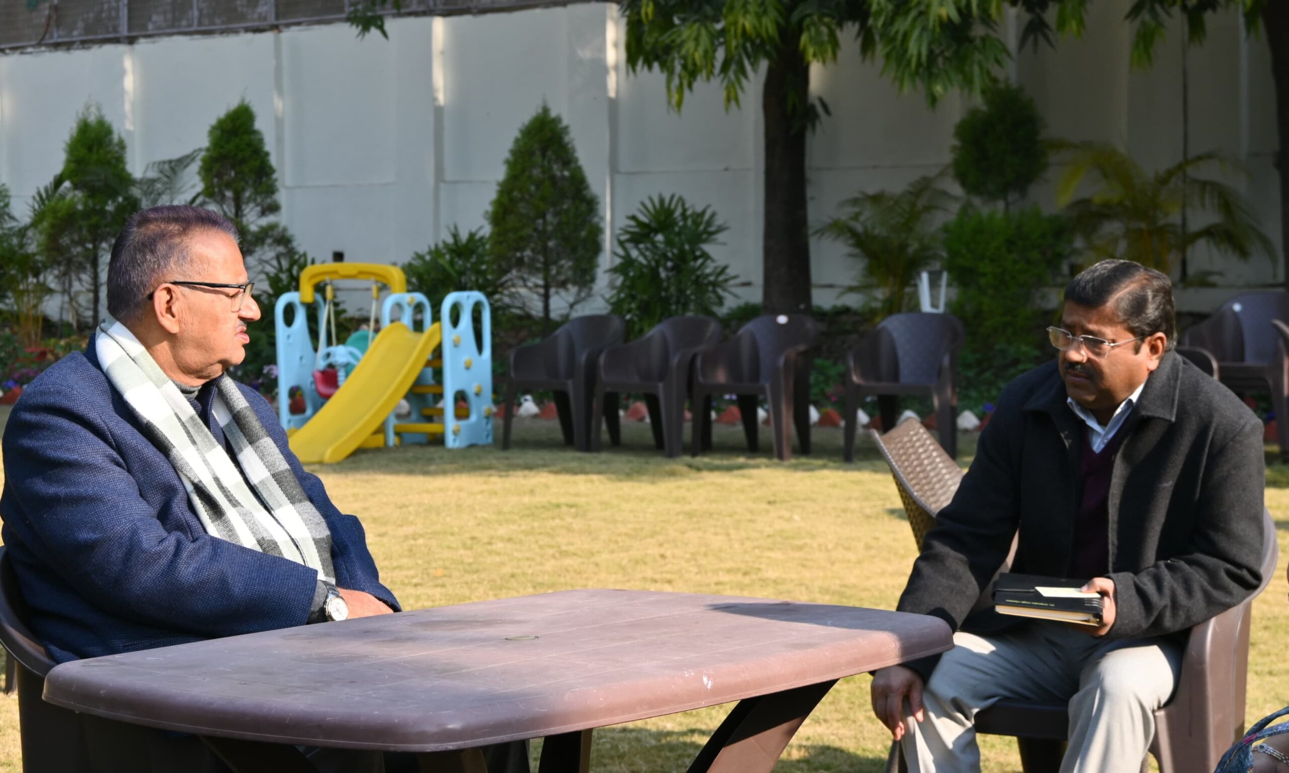 कृषि मंत्री जोशी ने कहा – उत्तराखंड में  नारियल, औषधीय एवं सुगंधित पौधों के उत्पादन की व्यापक संभावनाएं 