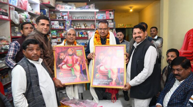 जसपुर में कैबिनेट मंत्री जोशी का शानदार स्वागत : कहा –  केंद्र एवं राज्य सरकार की जन कल्याणकारी योजनाओं को जन जन तक पहुंचाएं कार्यकर्ता 