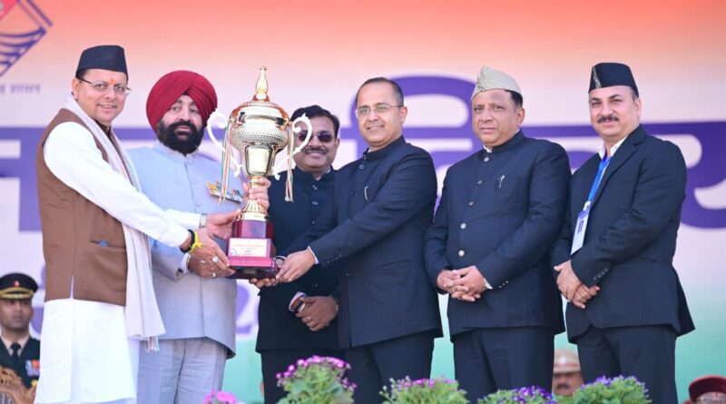 सभी का मोहा मन – रिपब्लिक डे के स्टेट लेवल समारोह में सूचना विभाग की  झांकी ने लगातार तीसरी बार मारी बाजी