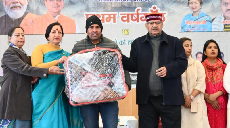 कैबिनेट मंत्री जोशी ने मसूरी नगर पालिका परिषद के नव-निर्वाचित बोर्ड के 1 साल की उपलब्धियां को बताया शानदार, कहा –  विकास एवं स्वच्छता के कार्य  प्रतिबद्धता के साथ जारी रखे पालिका 