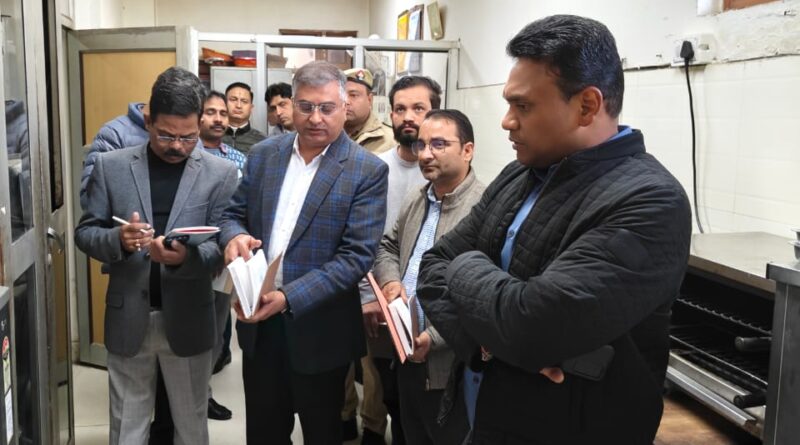 कुंभ 2027 से पहले अतिथि गृहों की बदलेगी सूरत, आधुनिक सुविधाओं और सुरक्षा मानकों से होंगे सुसज्जित, देहरादून से हरिद्वार तक सचिव आवास डॉ आर राजेश ने किया औचक निरीक्षण