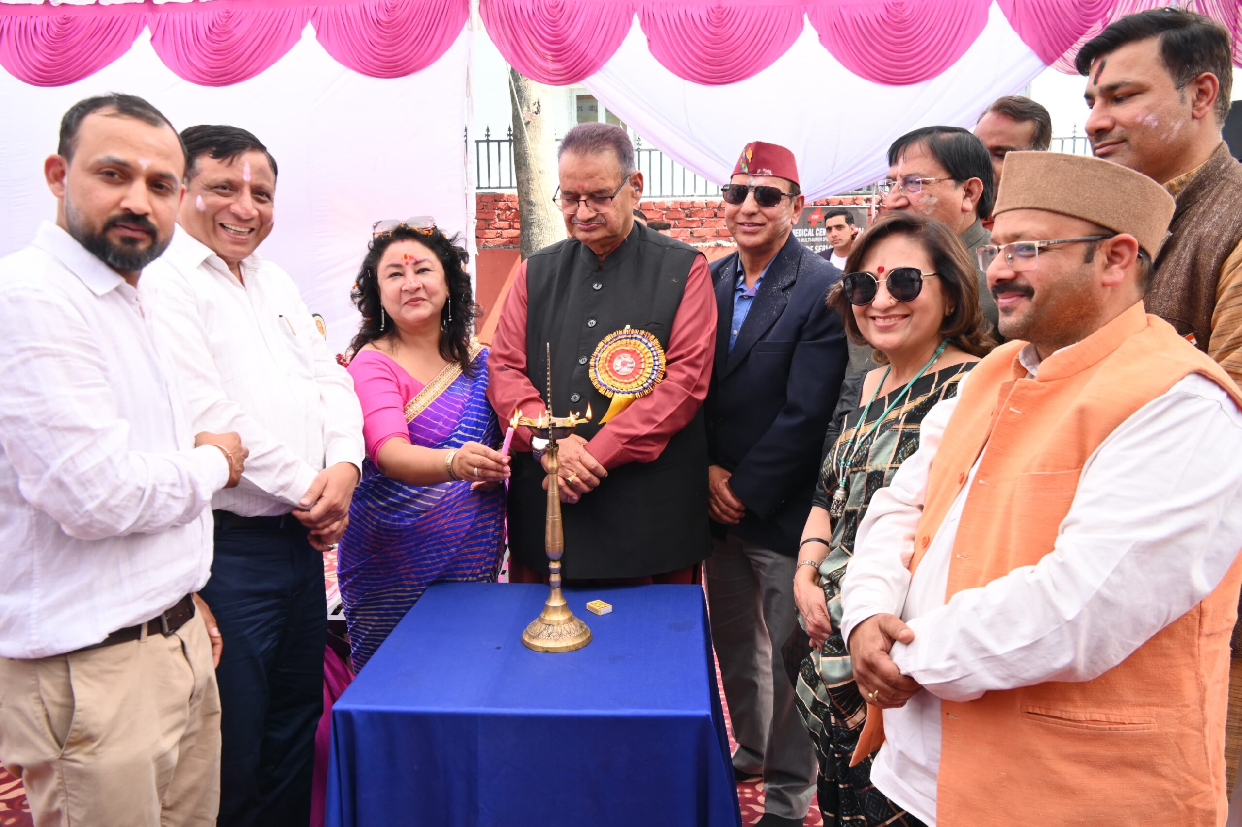 कैबिनेट मंत्री जोशी ने कई होली मिलन समारोह में की शिरकत -कहा, रंगों का यह त्योहार समाज में सद्भाव और एकता का  देता है संदेश