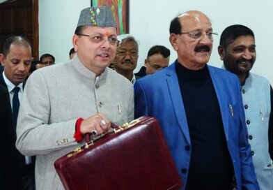 गैरसैंण में विधानसभा का बजट सत्र- मुख्यमंत्री धामी ने पेश किया उत्तराखंड का 1.11 लाख करोड़ का बजट ,पिछले वित्तीय वर्ष की तुलना में  10.41 फीसदी  ज्यादा