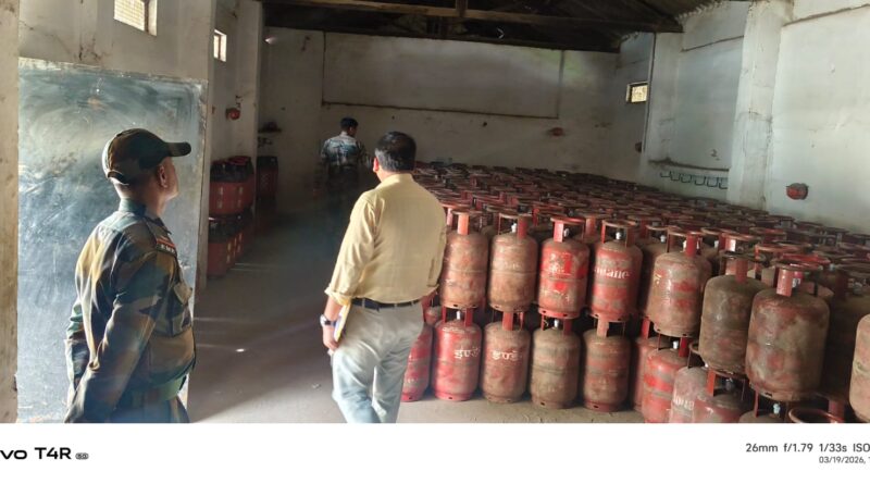 क्यूआरटी टीम ने देहरादून जनपद में क्षेत्रवार किया गैस एजेंसियों का निरीक्षण , एलपीजी गैस की मांग व आपूर्ति की सभी गतिविधियां देखी